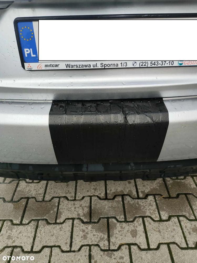 Mitsubishi Outlander 2.0 DID Intense + - 17