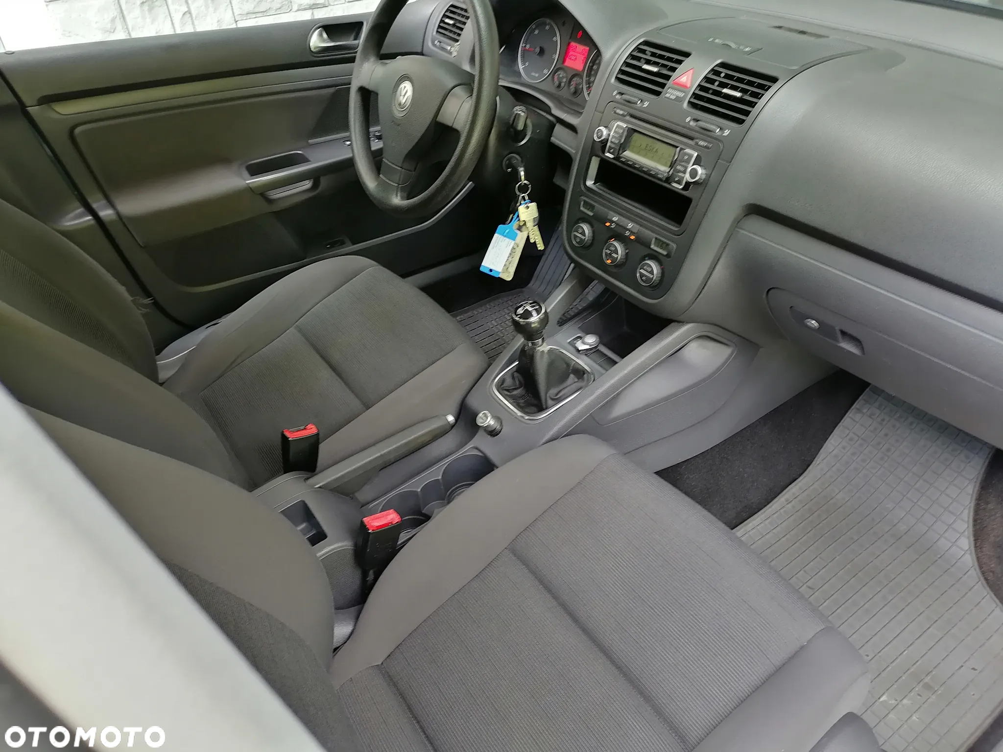 Volkswagen Golf V 1.9 TDI Comfortline - 9