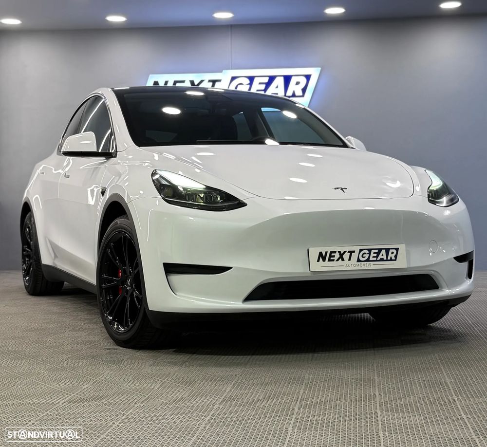 Tesla Model Y RWD - 2