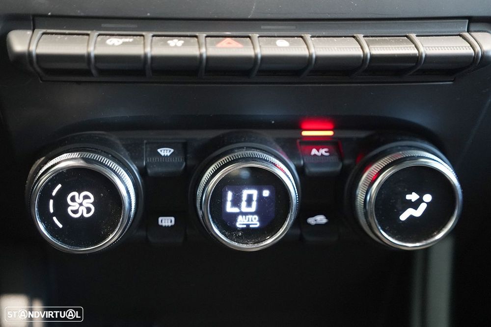 Renault Captur 1.0 TCe Techno Bi-Fuel - 12