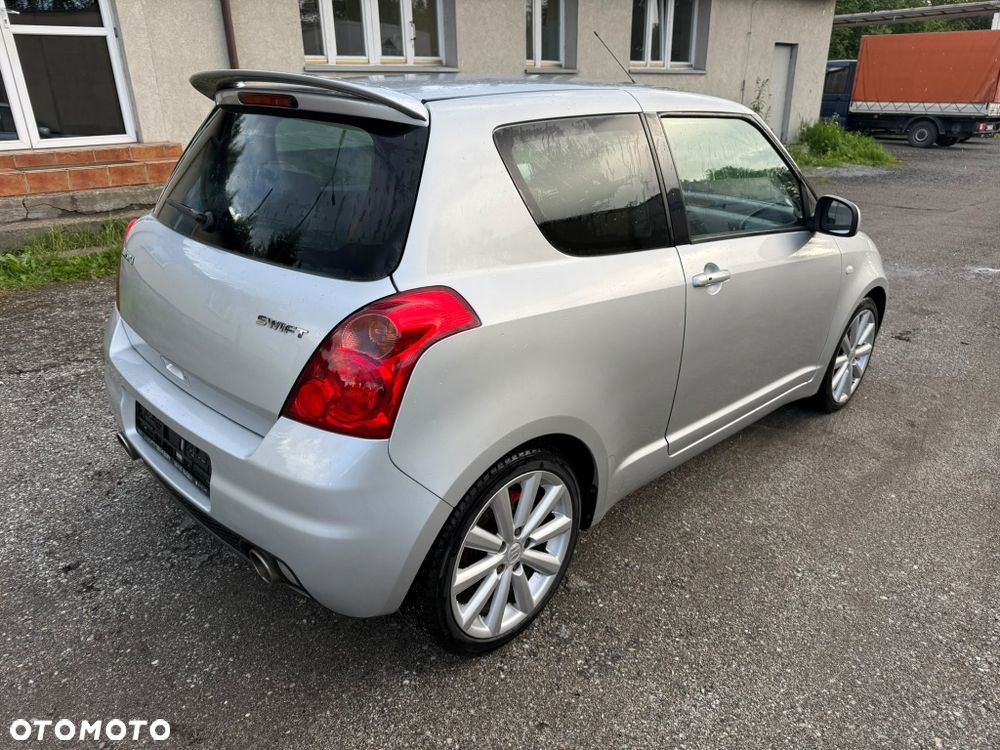 Suzuki Swift - 3