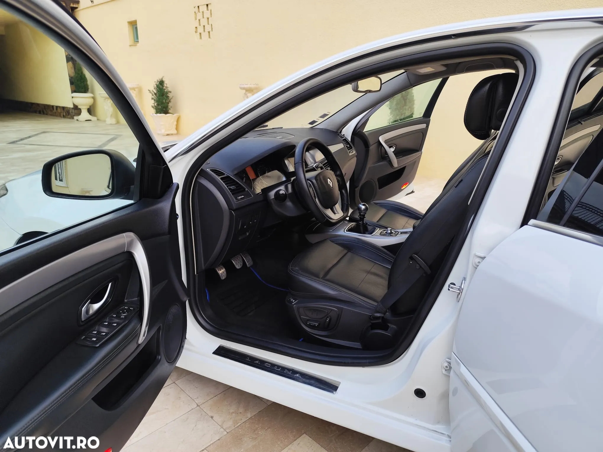Renault Laguna - 5