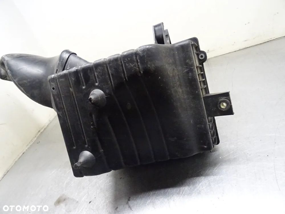 SSANGYONG RODIUS I 04-07 OBUDOWA FILTRA POWIETRZA 23110-21051 - 5