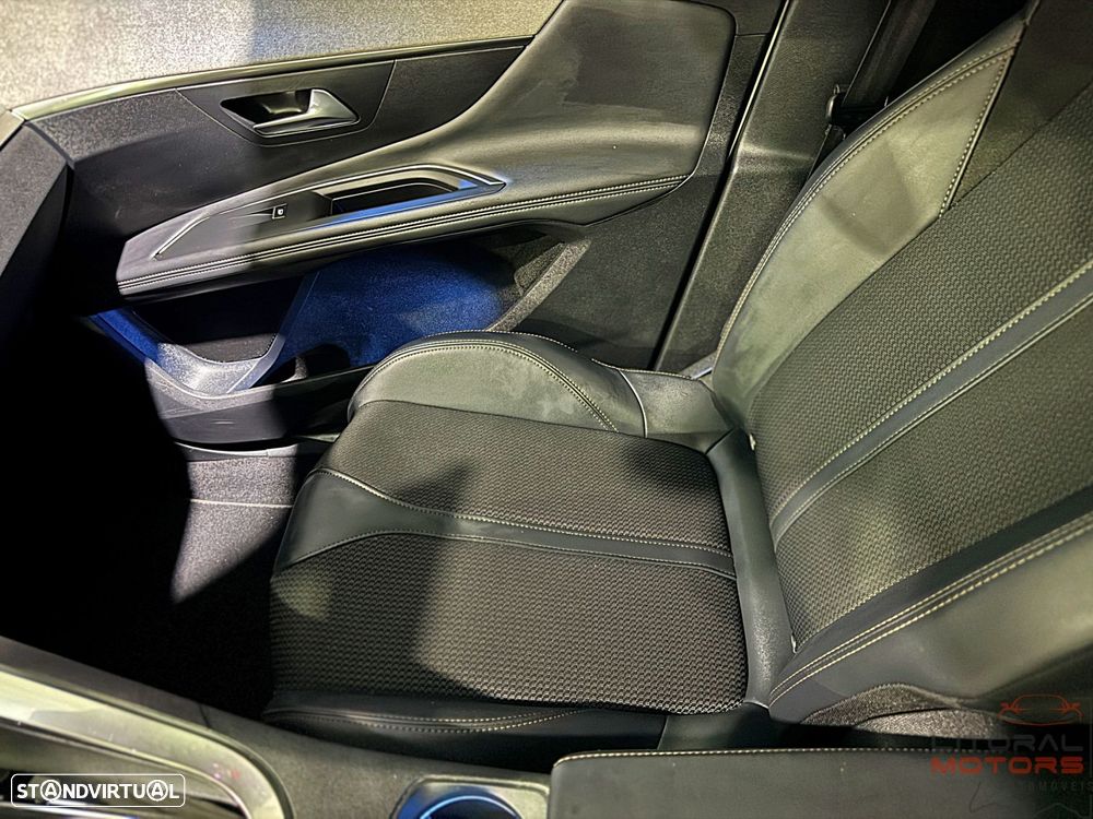 Peugeot 3008 1.2 PureTech GT EAT8 - 20