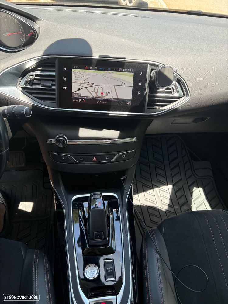 Peugeot 308 BlueHDi FAP 130 EAT8 Stop & Start GT Pack - 9