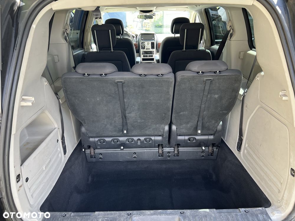 Chrysler Grand Voyager - 5