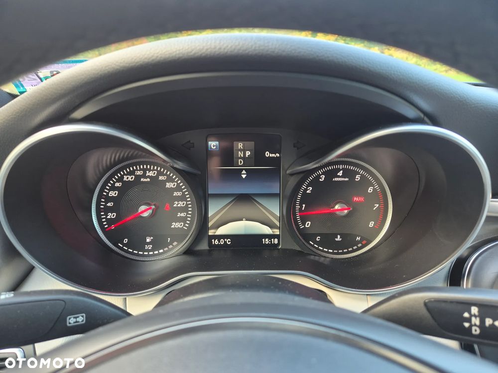 Mercedes-Benz Klasa C 300 9G-TRONIC AMG Line - 29