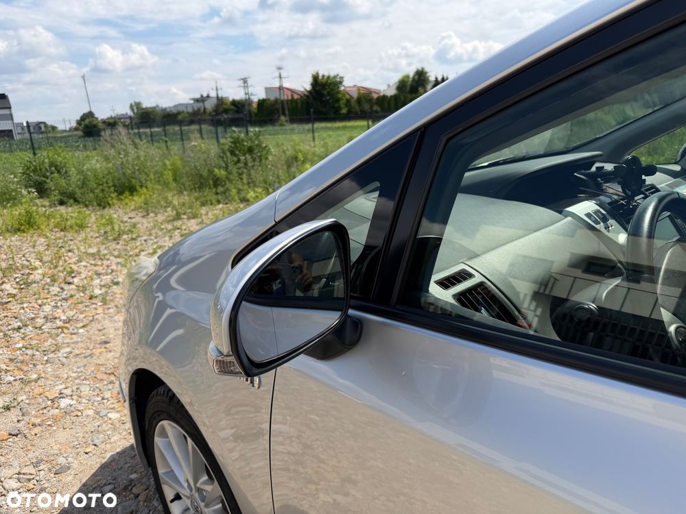 Toyota Prius+ - 23