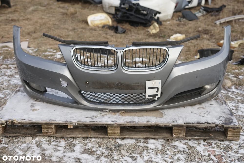 Zderzak przód przedni BMW seria 3 E90 E91 Lift A52