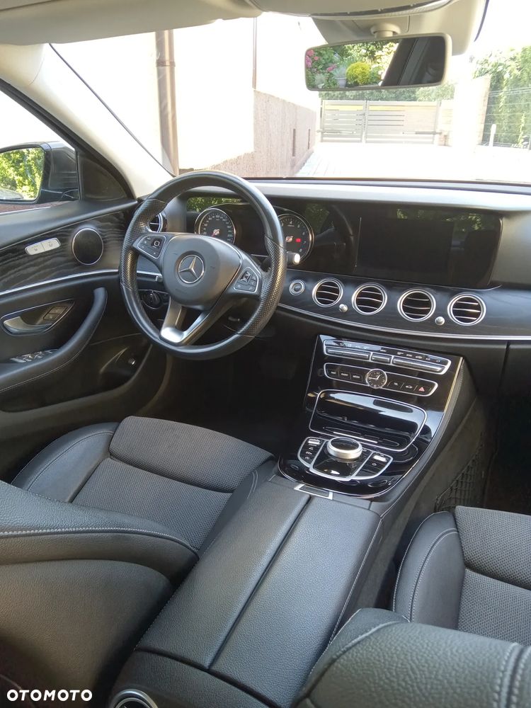 Mercedes-Benz Klasa E 200 9G-TRONIC Avantgarde - 19