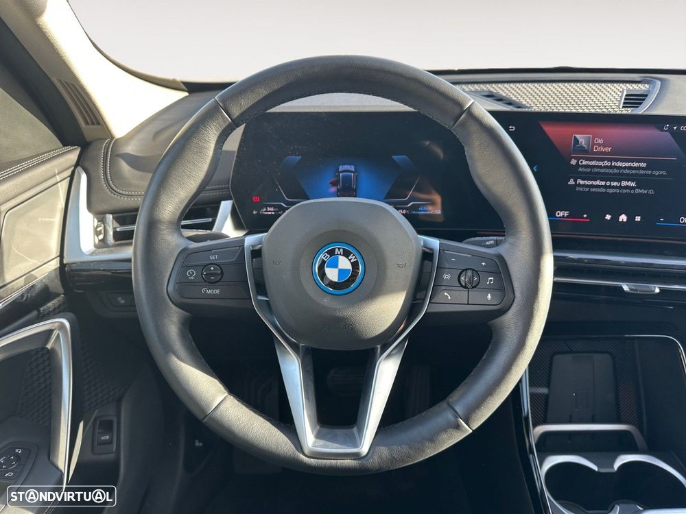 BMW X1 xDrive25e - 12