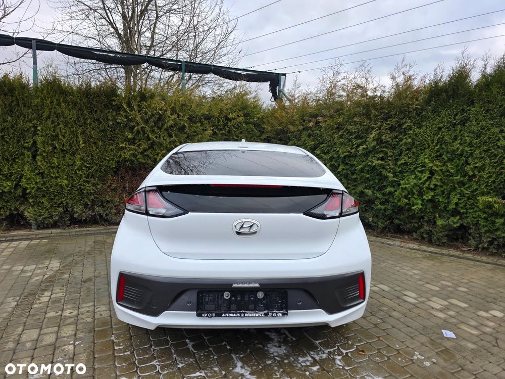 Hyundai IONIQ - 6