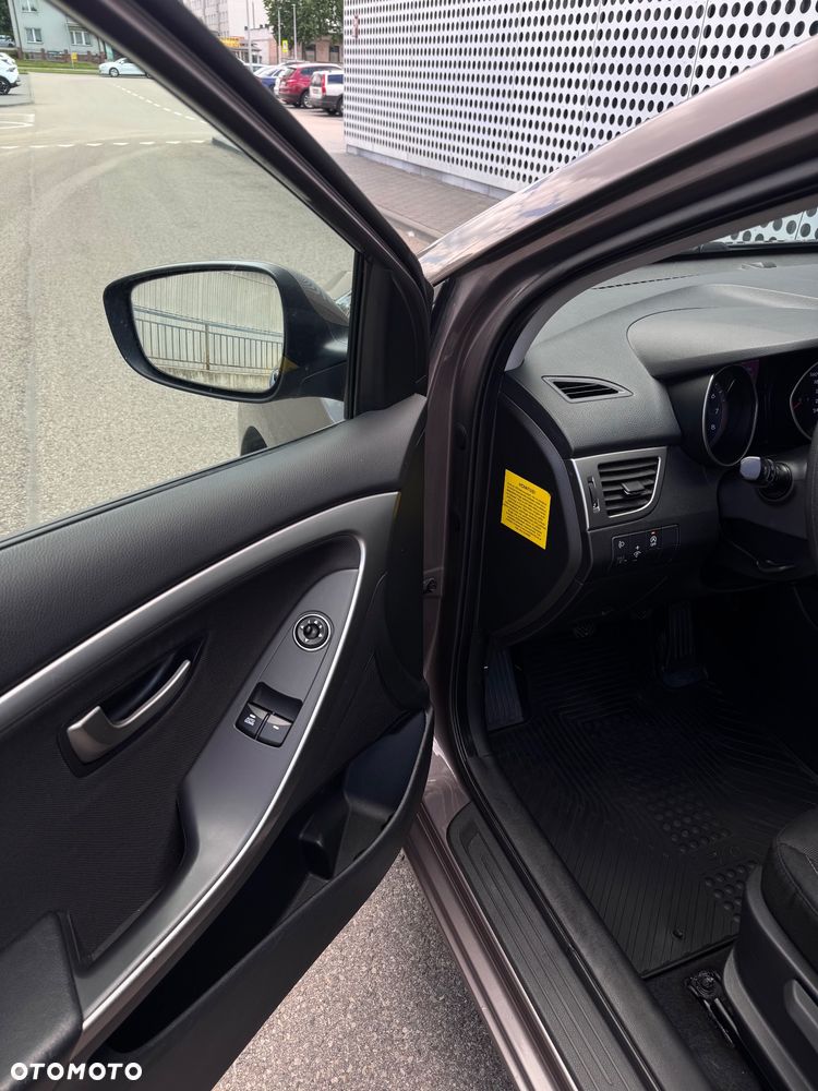 Hyundai i30 1.4 Classic - 15