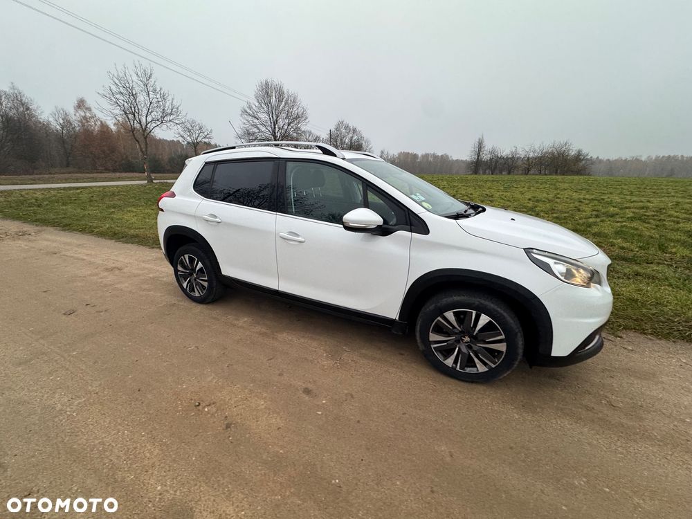 Peugeot 2008 BlueHDi FAP 120 STOP & START EAT6 Allure - 18