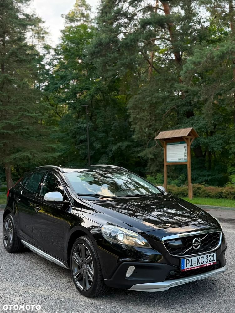 Volvo V40 Cross Country - 24