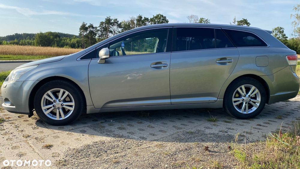 Toyota Avensis - 3