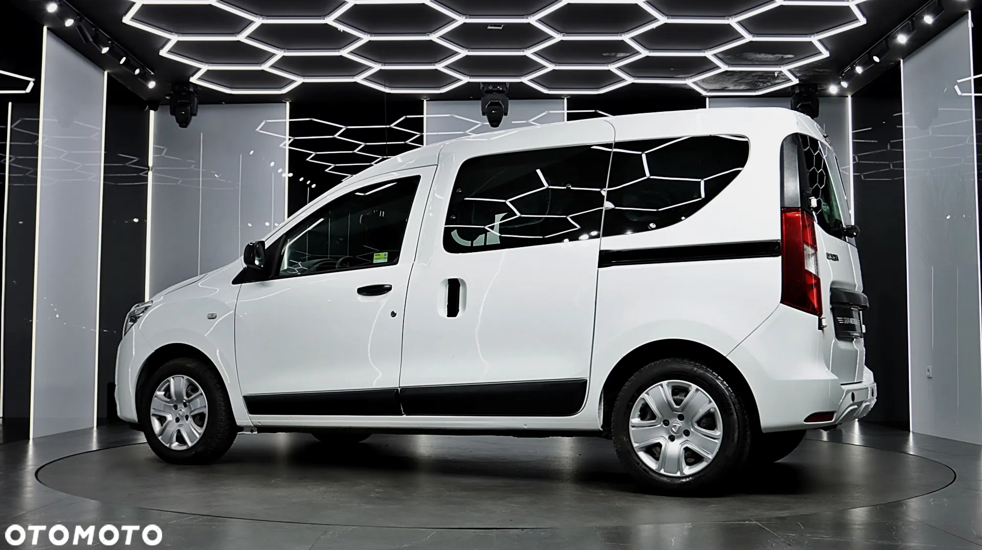 Dacia Dokker 1.5 Blue dCi Laureate - 4