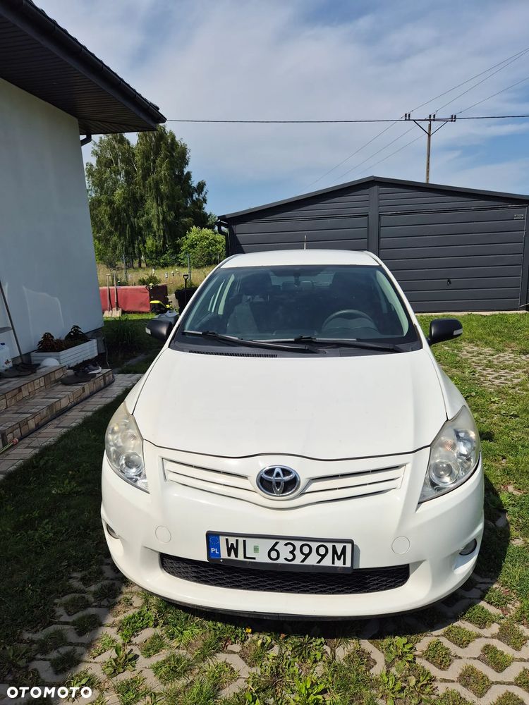 Toyota Auris 1.4 D-4D Life - 9