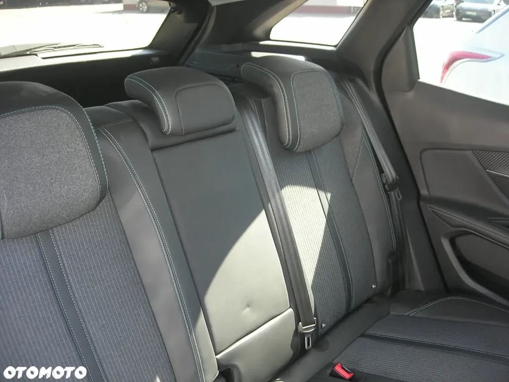 Peugeot 3008 - 17