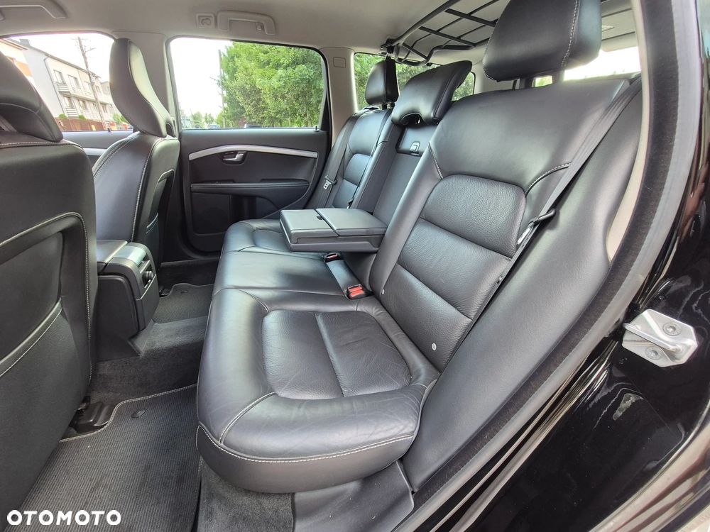 Volvo V70 D3 Summum - 33