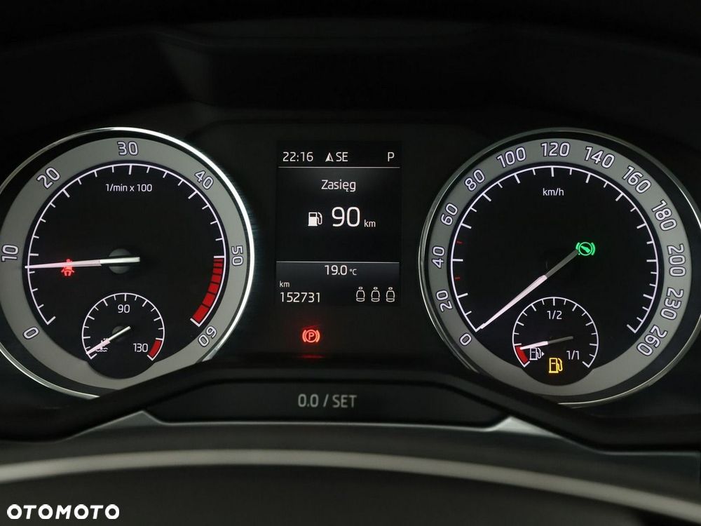 Skoda Superb 2.0 TDI Style DSG - 23