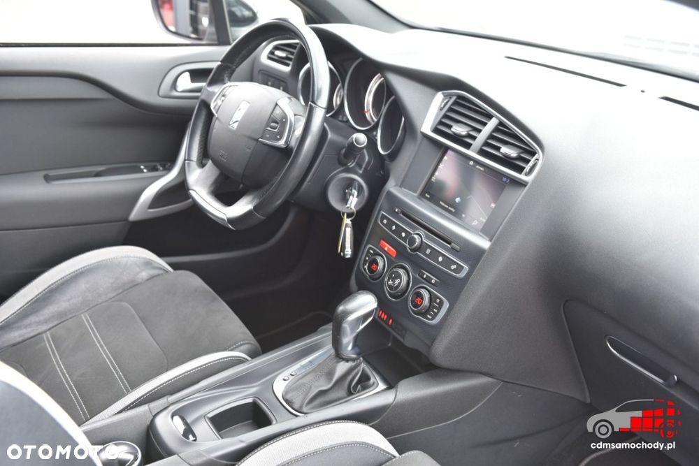 DS Automobiles DS 4 Crossback - 24