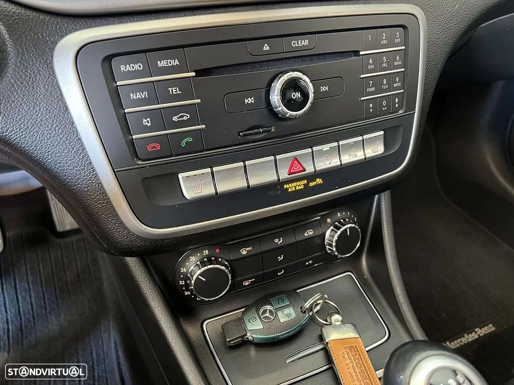 Mercedes-Benz CLA 180 d Shooting Brake Urban - 15