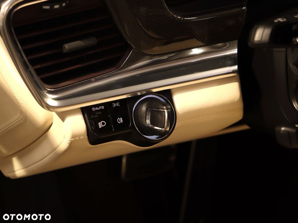 Porsche Panamera Turbo S E-Hybrid GPF - 23