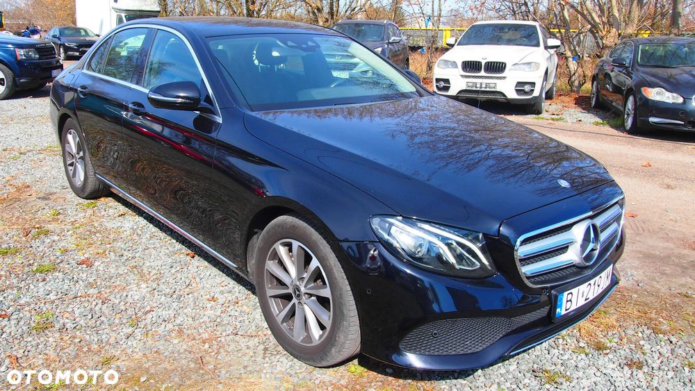 Mercedes-Benz Klasa E 220 d 4-Matic 9G-TRONIC - 5