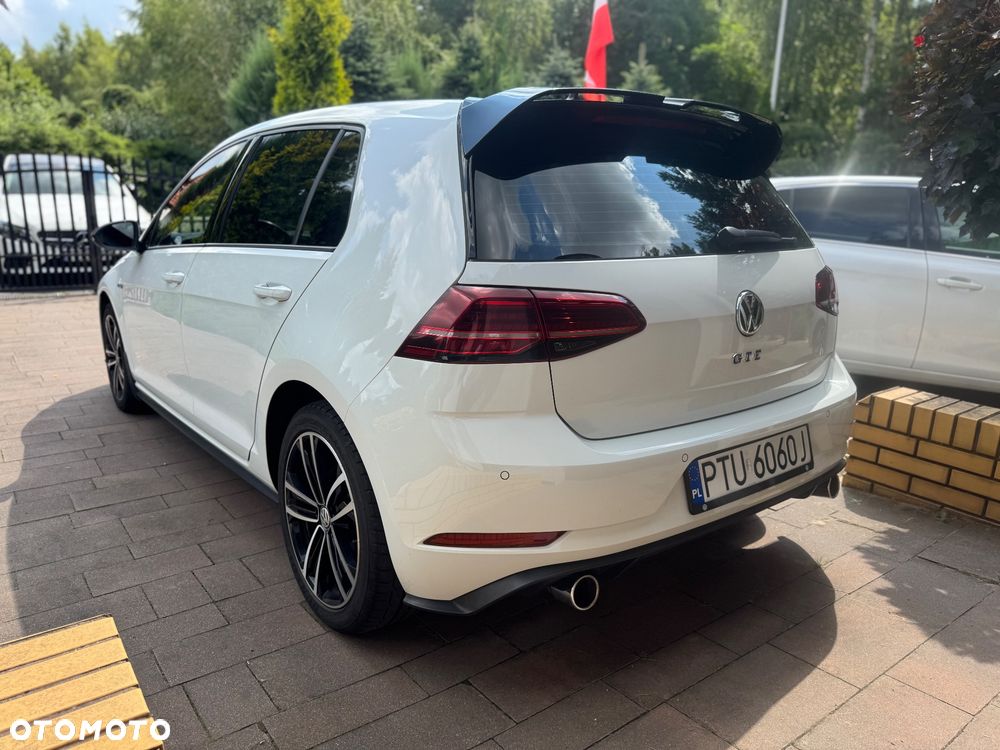 Volkswagen Golf - 3