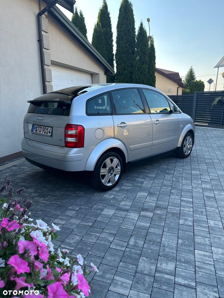 Audi A2 1.4 - 8