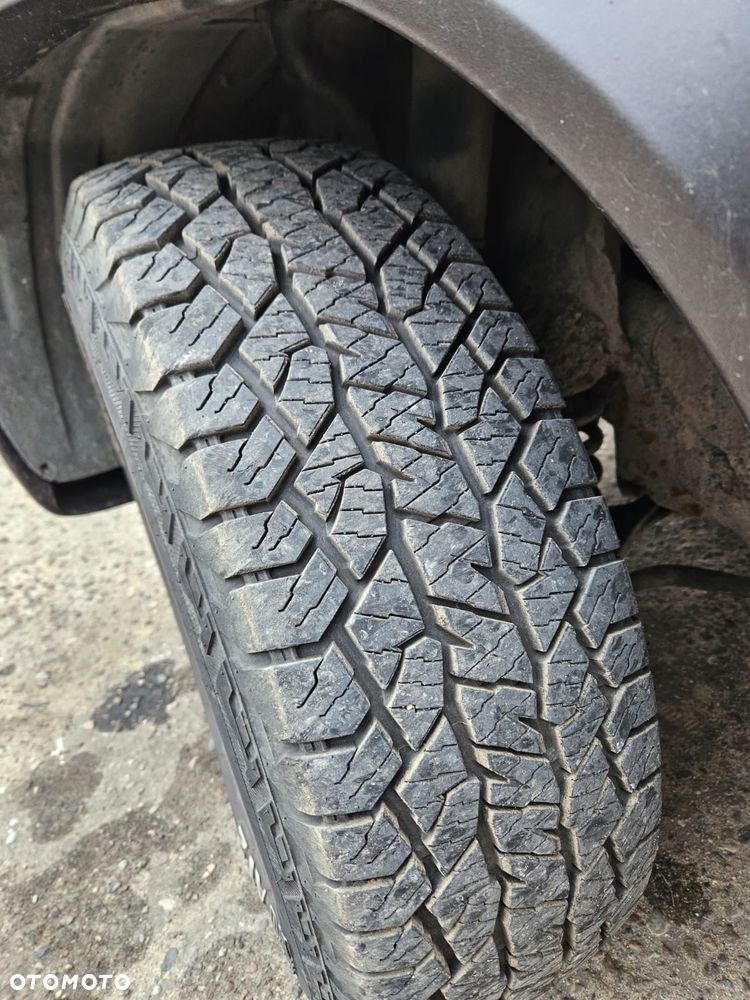 Nissan Qashqai+2 2.0 Visia - 11