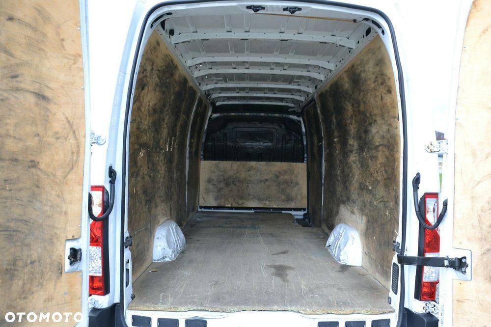 Renault Master - 17