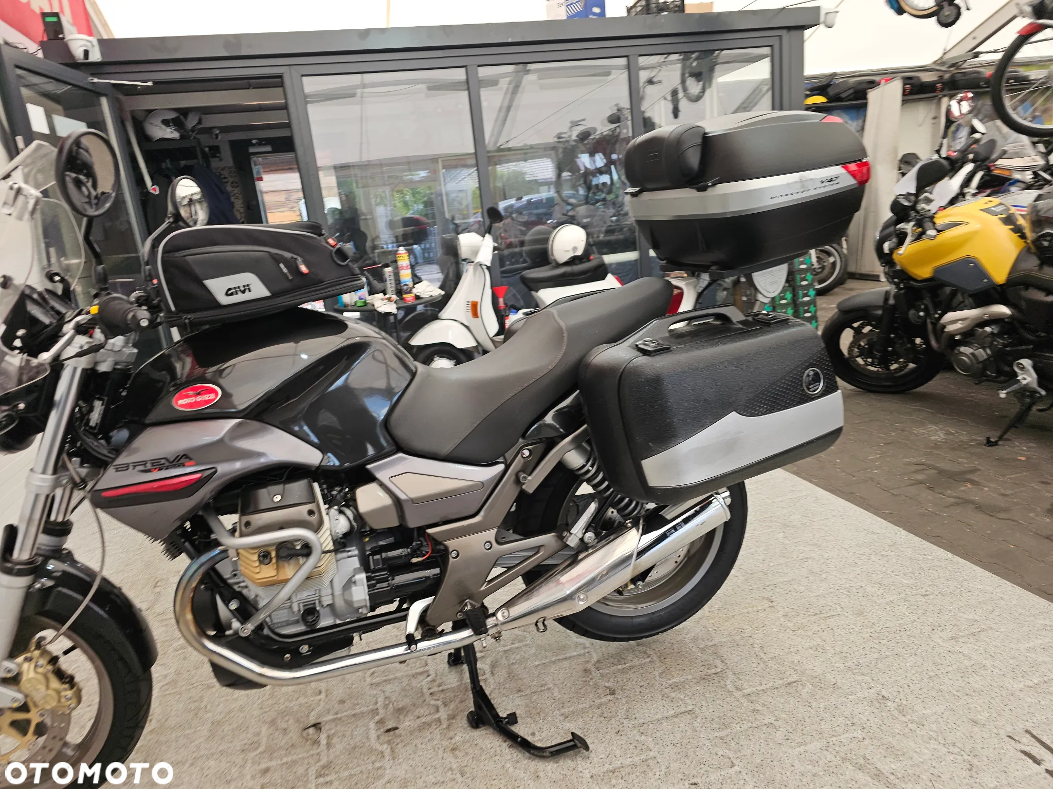 Moto Guzzi Breva - 23