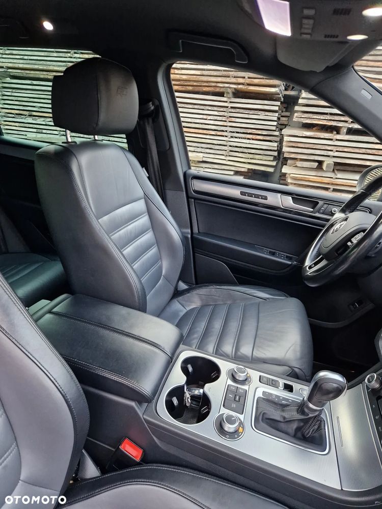 Volkswagen Touareg 3.0 V6 TDI BMT Perfectline R-Style - 17
