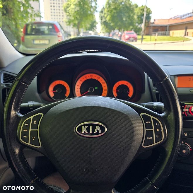 Kia Ceed 1.6 Comfort + - 14
