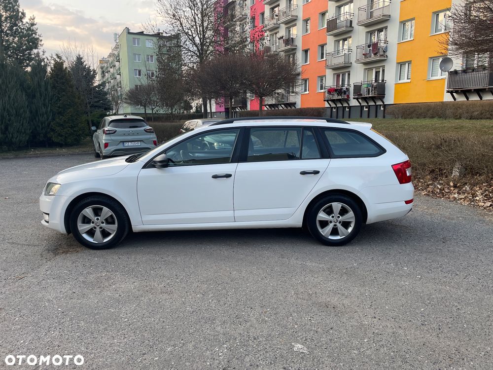 Skoda Octavia 1.6 TDI Ambition - 11