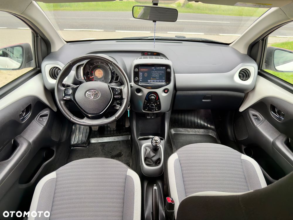 Toyota Aygo 1.0 VVT-i Color Edition - 15