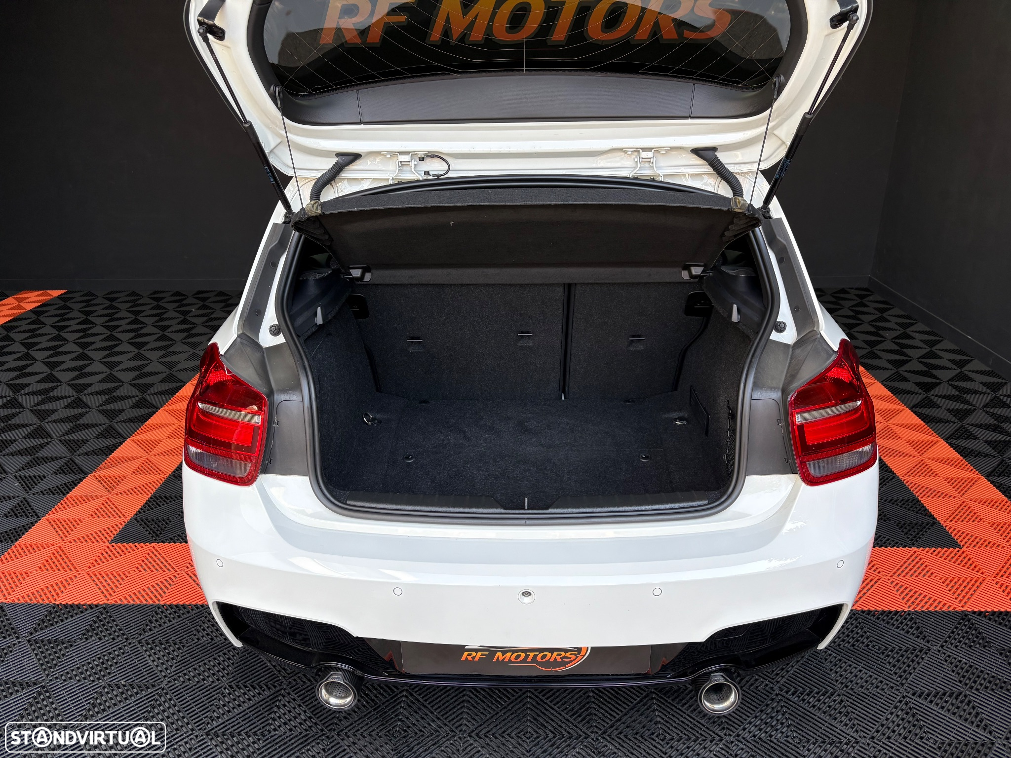 BMW 120 d Pack M - 29
