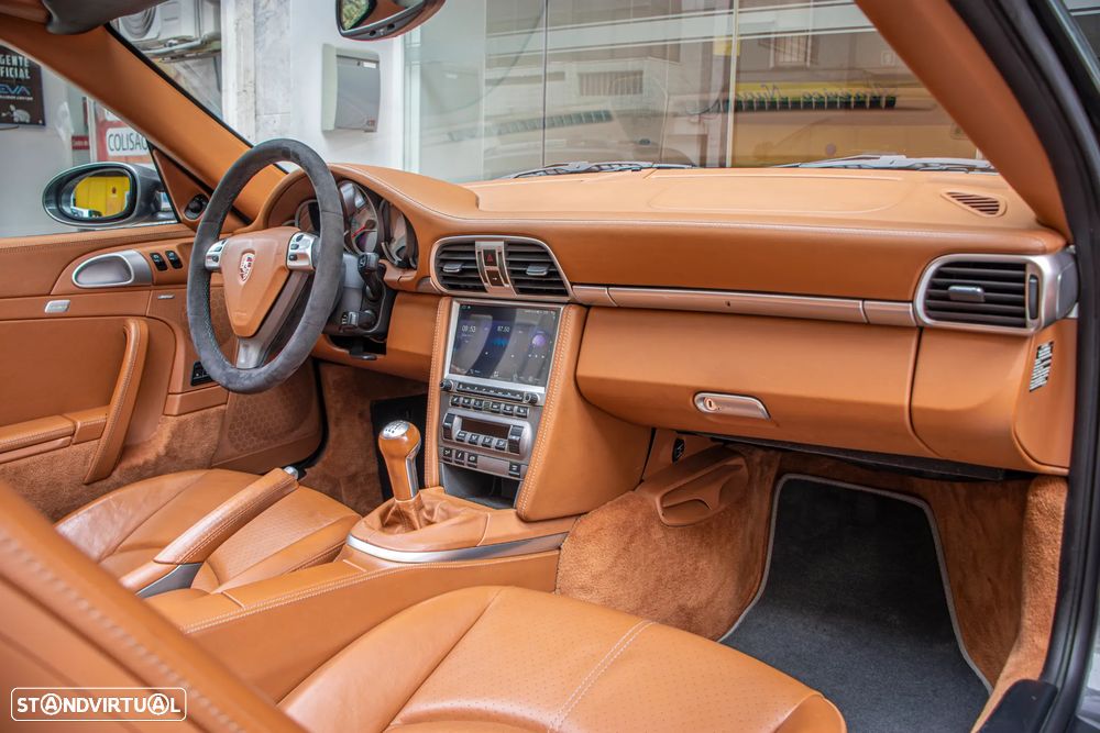 Porsche 911 (997) Targa 4S - 29