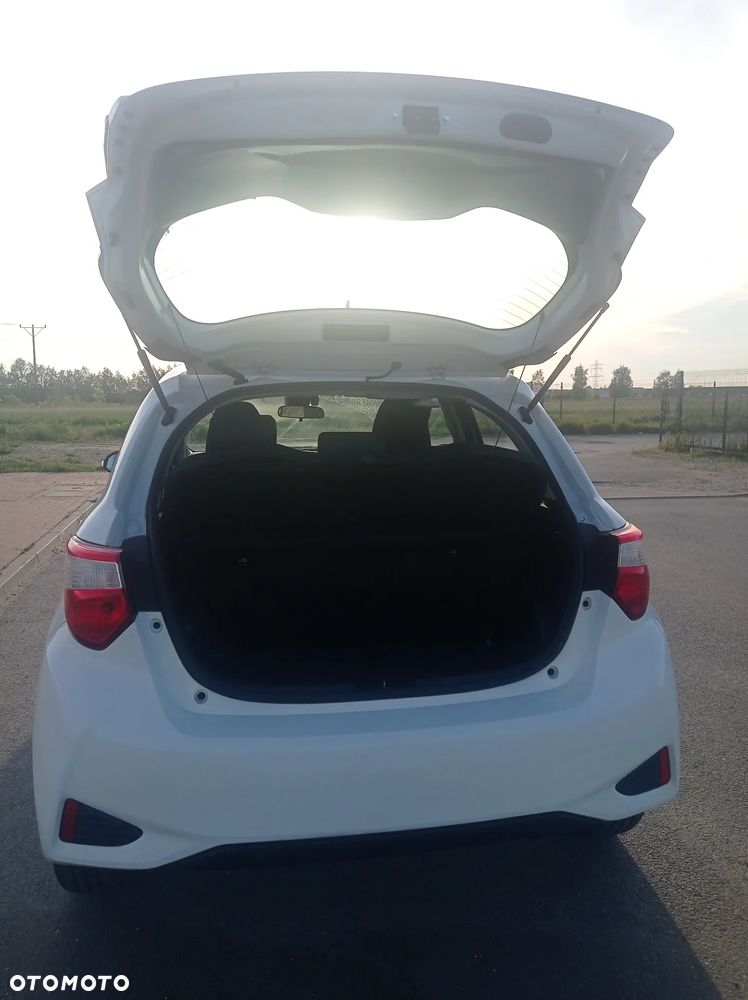 Toyota Yaris - 7