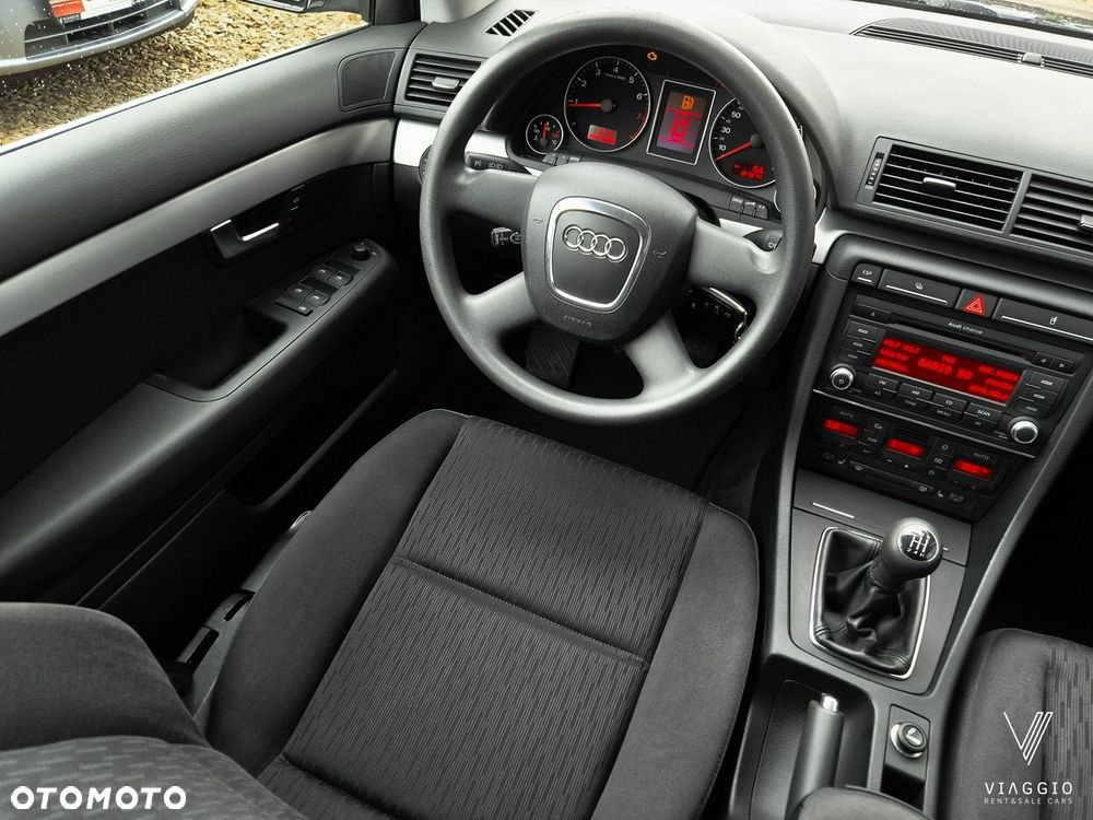 Audi A4 Avant 1.6 - 12