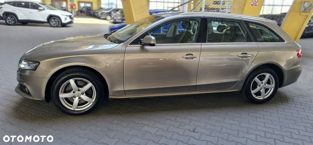Audi A4 Avant - 5