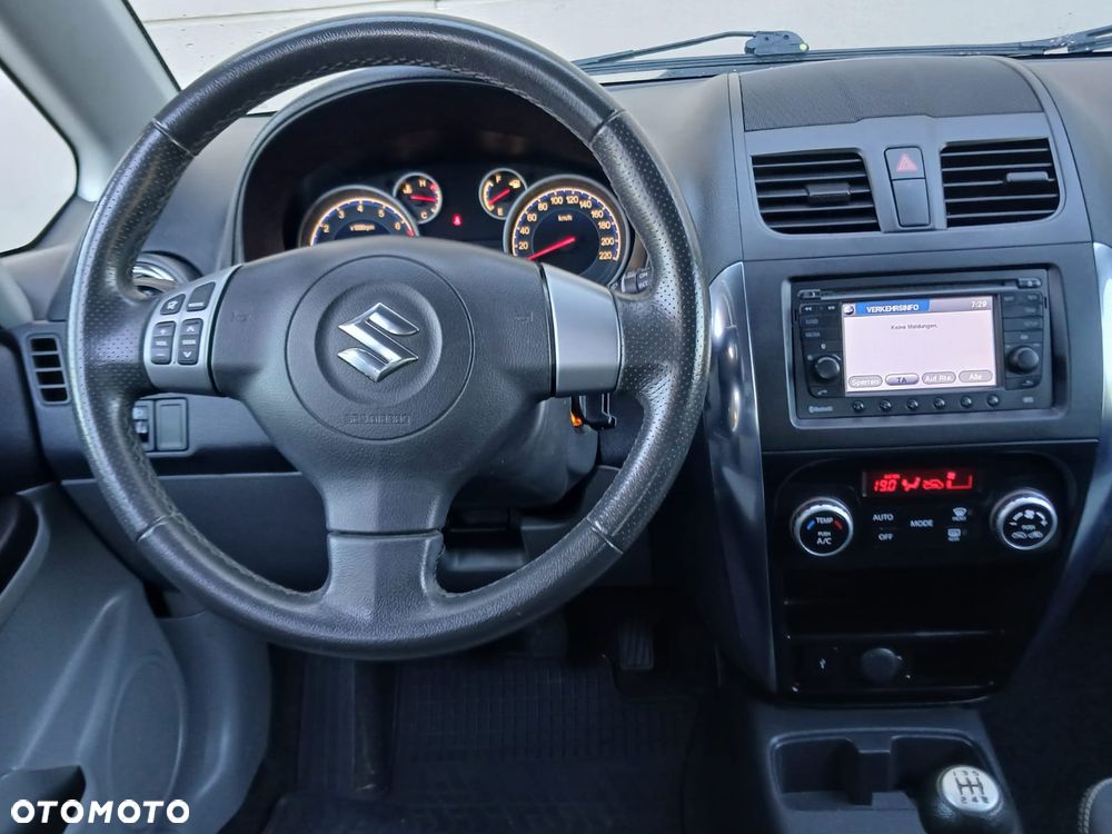 Suzuki SX4 1.6 VVT 4x4 Style - 19