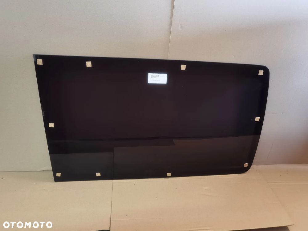 Szyba boczna VW Transporter T5/T6 lewa wersja krótka - 1