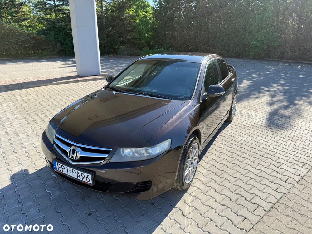 Honda Accord 2.0 Comfort - 16