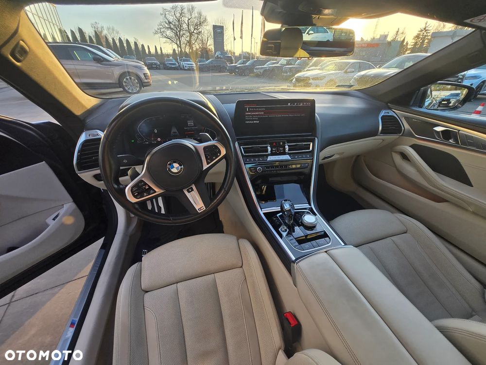 BMW Seria 8 - 7