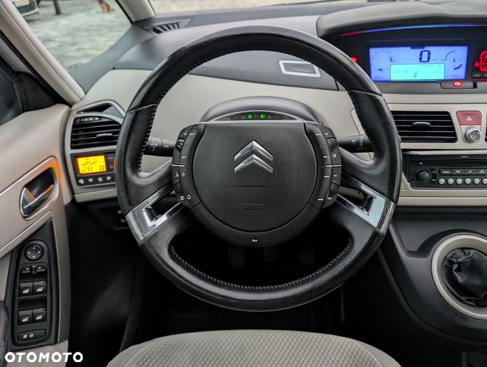 Citroën C4 Picasso 1.8i Impress - 16