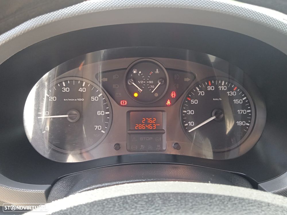 Citroën Berlingo XL (Longa) 1.6 Hdi 100cv 3 lugares 5 portas - 21