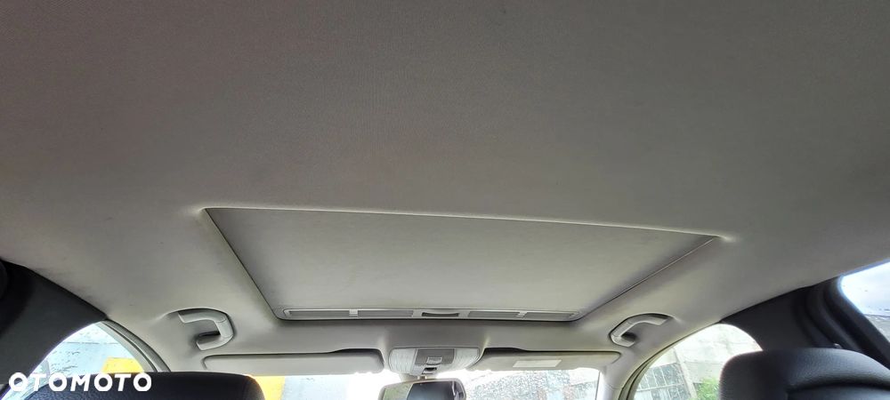 Mercedes-Benz Klasa E 200 CDI DPF BlueEFFICIENCY Automatik Avantgarde - 19
